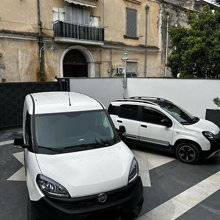 Roby & Simo Apartment San Giorgio a Cremano Bagian luar foto