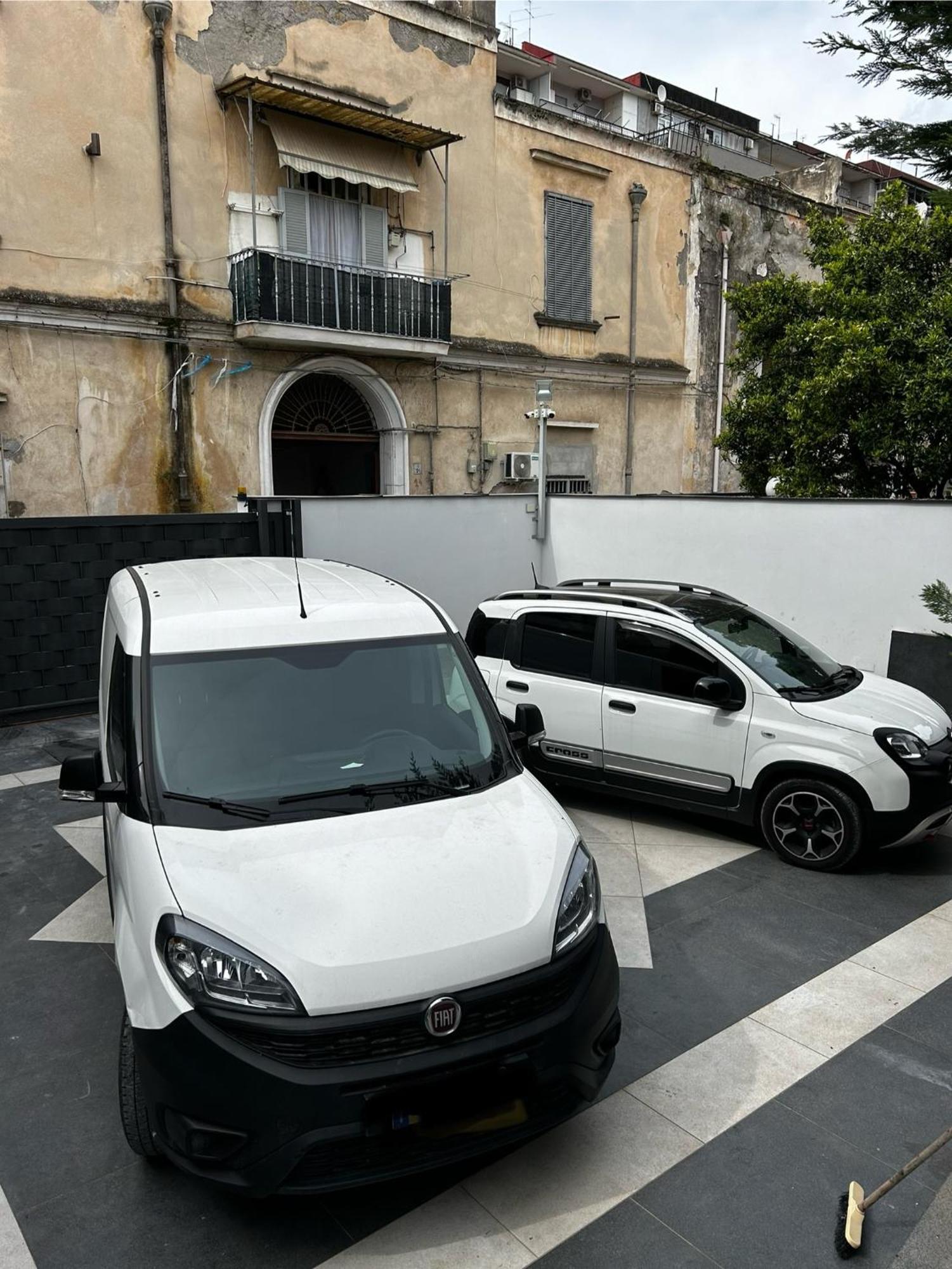 Roby & Simo Apartment San Giorgio a Cremano Bagian luar foto